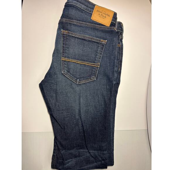 Abercrombie & Fitch Blue Jeans, Men’s 36 w x 32 L
In good used condition, - Picture 1 of 6